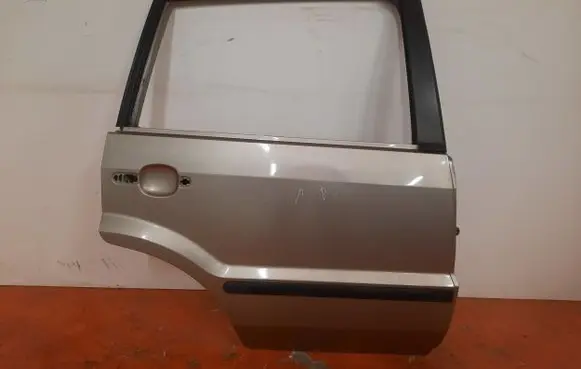 Ford Fusion Rear door