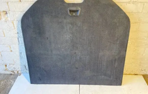 Trunk/boot floor carpet liner