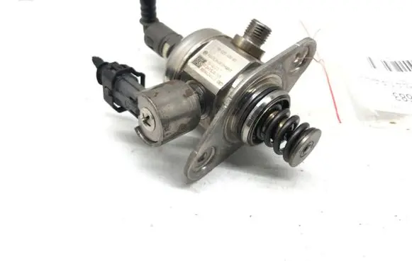 Peugeot 308 Fuel injection high pressure pump 9802540080