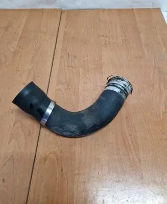 Toyota Avensis T250 Intercooler hose/pipe 32acm060621