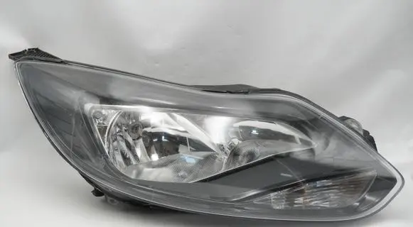 Ford Focus Headlight/headlamp 