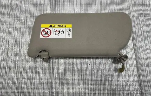 Nissan Navara D23 Sun visor