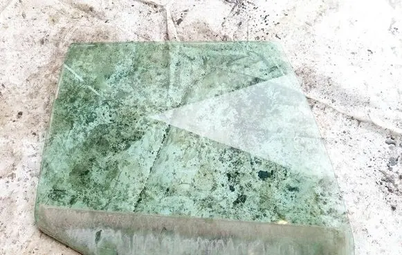 Renault Megane I Rear door window glass AS2