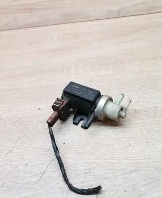 Volkswagen Sharan Vacuum valve 1H0906627A 72190325