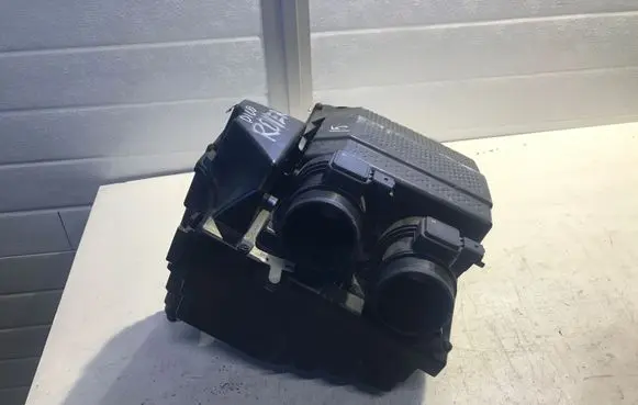 Land Rover Discovery 4 - LR4 Air filter box PHB500182
