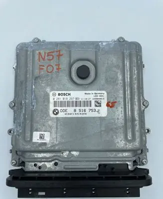 BMW 5 F10 F11 Engine control unit/module 8516753 0281018297 030145425
