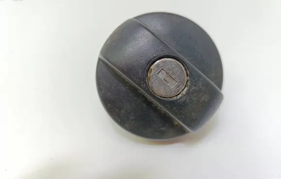 Peugeot 2008 I Fuel tank filler cap 