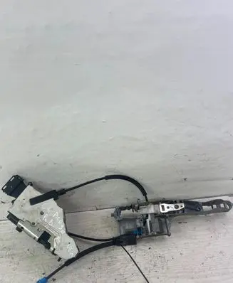 Citroen C4 I Picasso Front door lock 24097816
