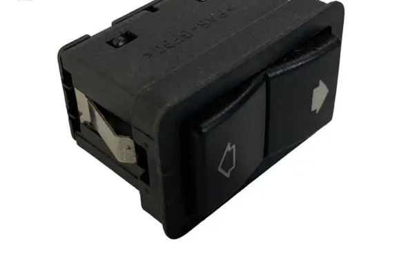 BMW 5 E39 Electric window control switch 8368974