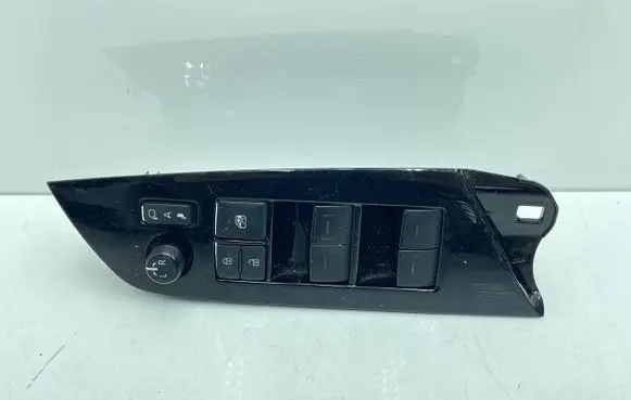 Toyota Prius Prime Electric window control switch 8404030310 TM3031