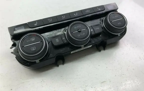 Volkswagen Golf VII Climate control unit 5G0907044AB G889