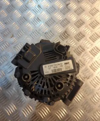Mercedes-Benz C W204 Generator/alternator A6421540402 TG17C030 2543289C