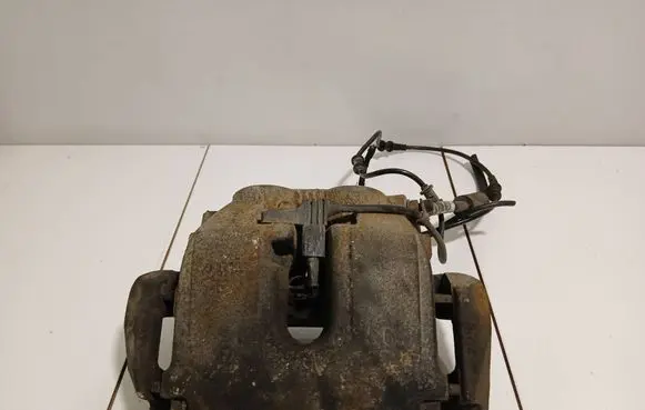 Mercedes-Benz R W251 Front brake caliper