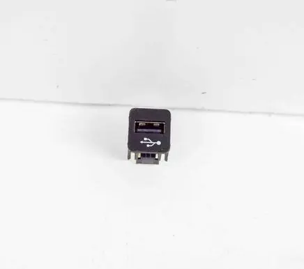 BMW iX3 G08 USB socket connector 9229294