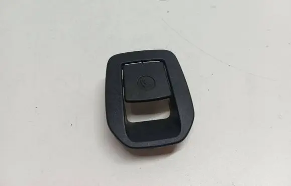 BMW 3 E92 E93 ISOFIX cover 6962764