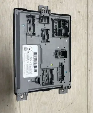Mercedes-Benz E W213 SAM control unit A2139015306 A2139005622 5DK01312170