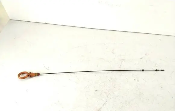Volkswagen PASSAT B6 Oil level dip stick 03G15