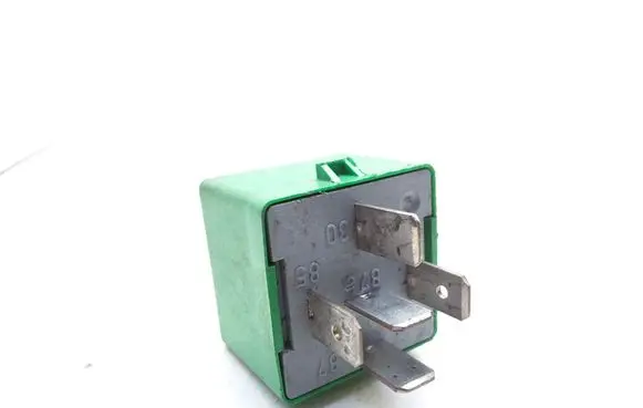 Peugeot 407 Other relay 12V35A03531