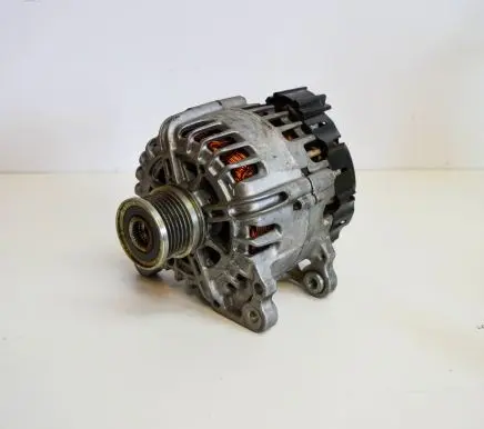 Audi Q5 SQ5 Generator/alternator 04L903027