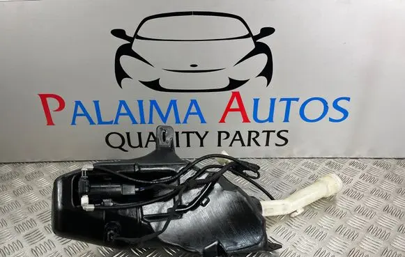 Opel Zafira C Windshield washer fluid reservoir/tank 13260579