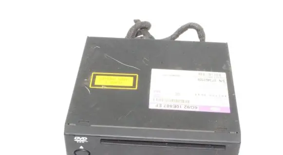 Land Rover Freelander 2 - LR2 CD/DVD changer 6G9210E887EF 4621008644