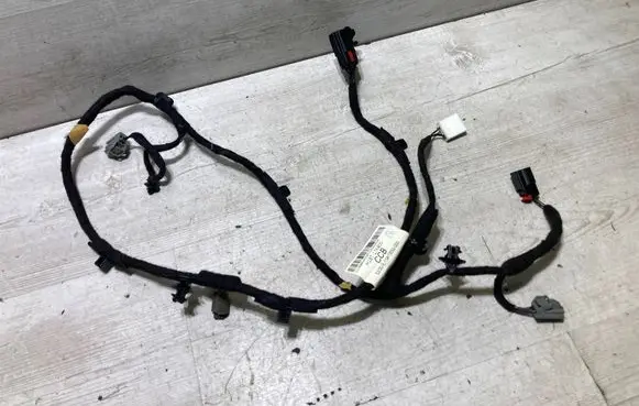 Ford Fiesta Tailgate/trunk wiring harness H1BT17K400ccb