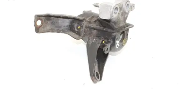 Toyota Auris E180 Engine mount bracket