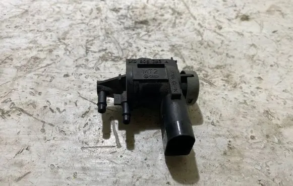 Audi A6 S6 C6 4F Turbo solenoid valve 1K0906283A