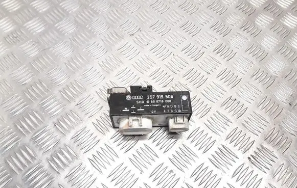 Seat Alhambra (Mk1) Coolant fan relay 367919506 898718000