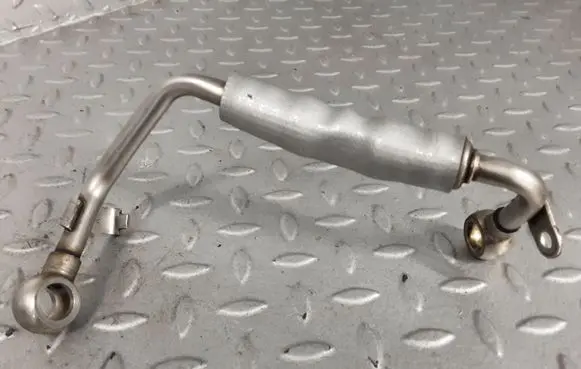 Audi TT TTS Mk2 Turbo turbocharger oiling pipe/hose 06J121497D 06J121497J
