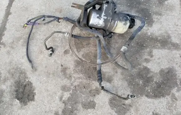 Opel Astra G Power steering pump