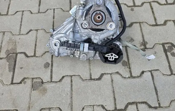 BMW X7 G07 Gearbox transfer box case ATC13