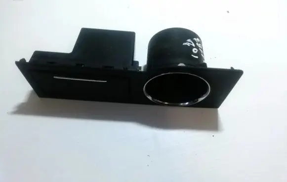 Ford Mondeo Mk III Cup holder 2s71f04789bb