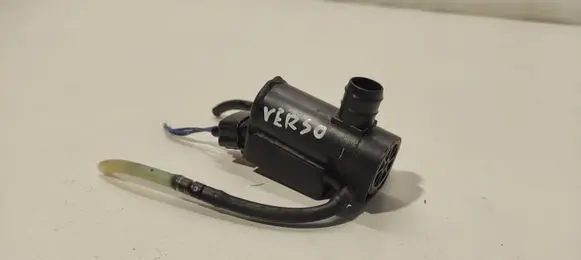 Toyota Corolla Verso E121 Windscreen/windshield washer pump 853304010 0602104440