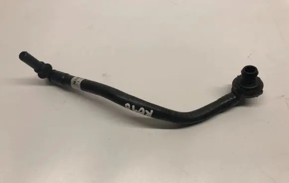 BMW 2 F22 F23 Vacuum line/pipe/hose 7613026