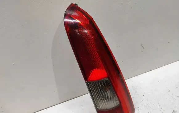 Volvo V70 Rear/tail lights 9154494