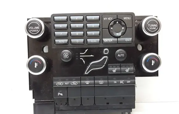 Volvo V70 Climate control unit 30782909