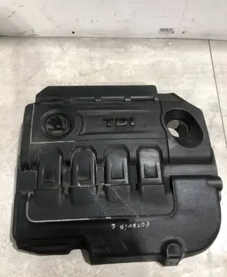 Skoda Octavia Mk3 (5E) Engine cover (trim) 04L103925N