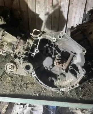Peugeot 106 Manual 5 speed gearbox 20CC61 0744657
