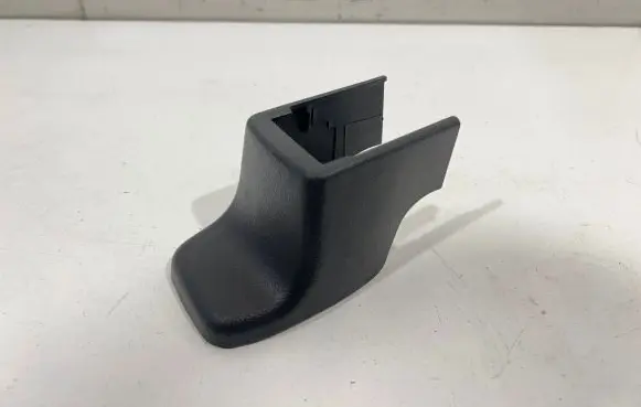Chevrolet Captiva Front driver seat rail trim 20923311
