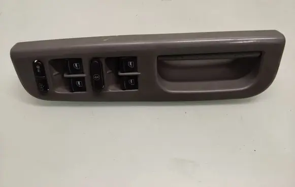Skoda Octavia Mk1 (1U) Front door interior handle trim 