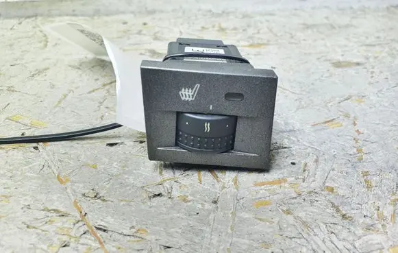 Opel Signum Seat heating switch 13138251