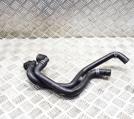 Audi Q2 - Engine coolant pipe/hose 5Q0122291A 5Q0122291EE