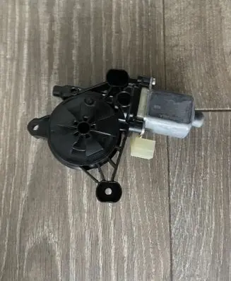 Volkswagen T-Roc Front door window regulator motor E850202098