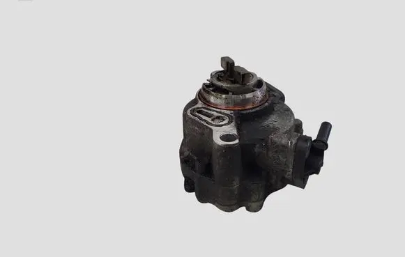 Peugeot 508 Vacuum pump 9804021880