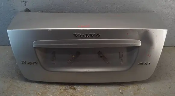 Volvo S40 Tailgate/trunk/boot lid