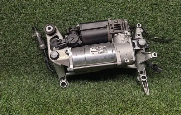 Audi Q7 4L Air suspension compressor/pump 4L0698007C 15100050432 4420512661