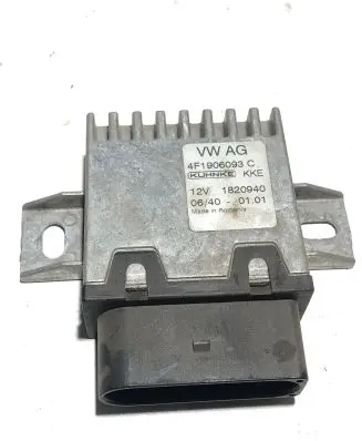 Audi Q7 4L Fuel injection pump control unit/module 4F1906093C 1820940 06400101