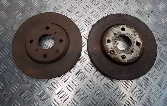 Toyota Aygo AB10 Front brake disc