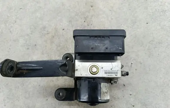 Ford Focus C-MAX ABS Pump 3M512C405AD